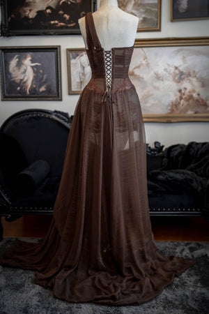 Nina - Brown